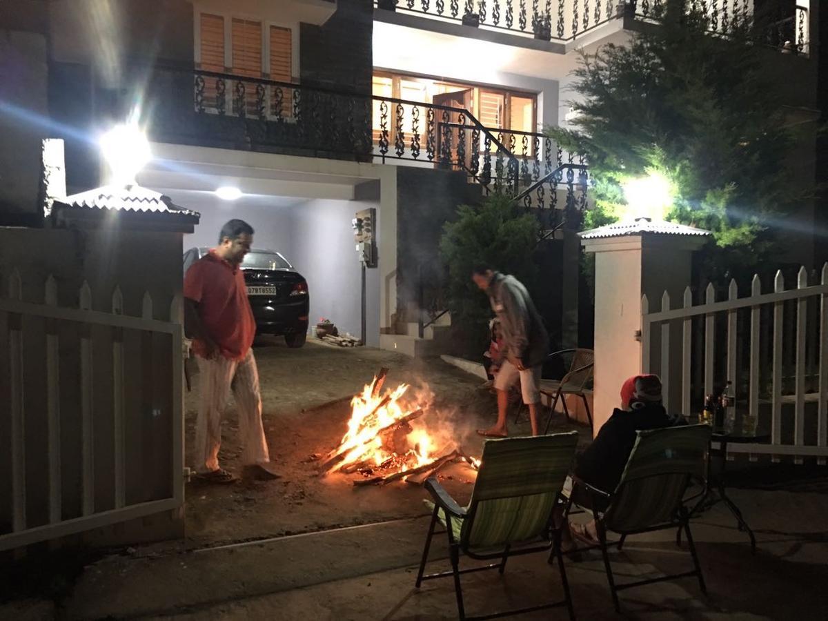 Aanvis Inn Ooty Exteriér fotografie